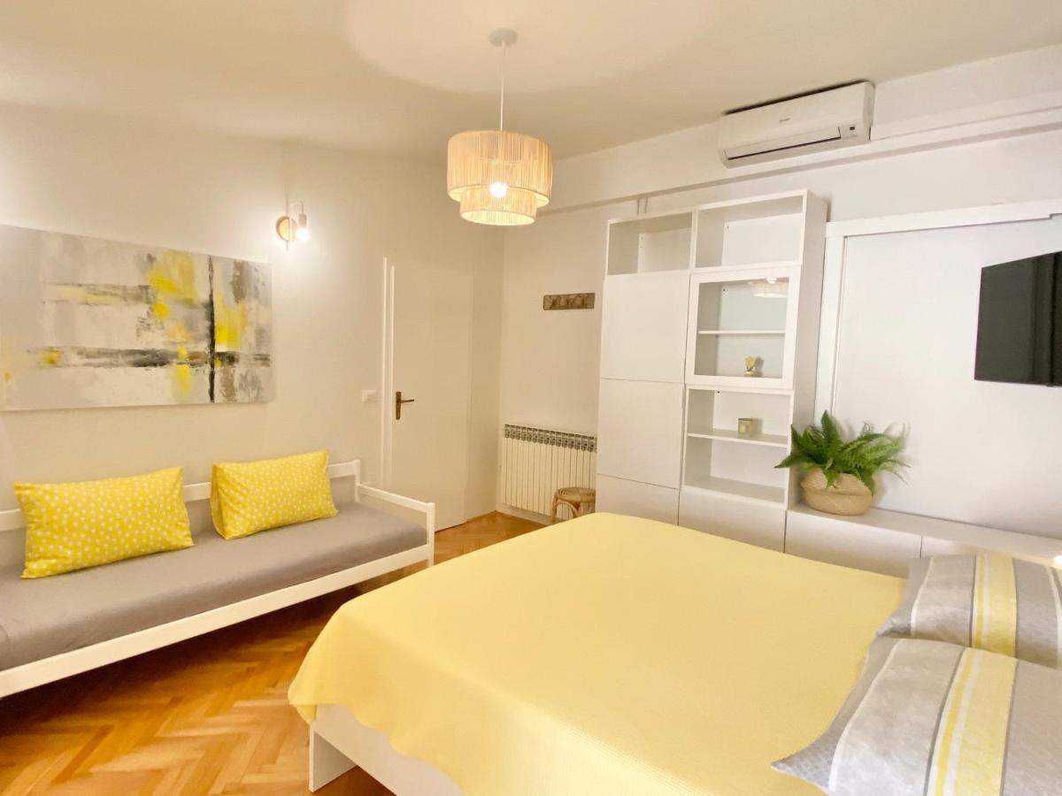 Apartmani Marko Тучепи Екстер'єр фото